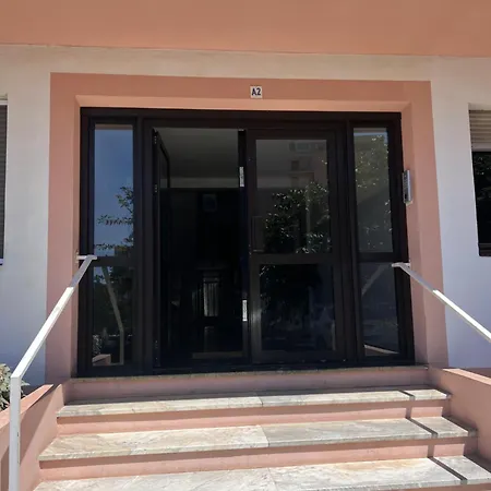 Apartman 1 *
